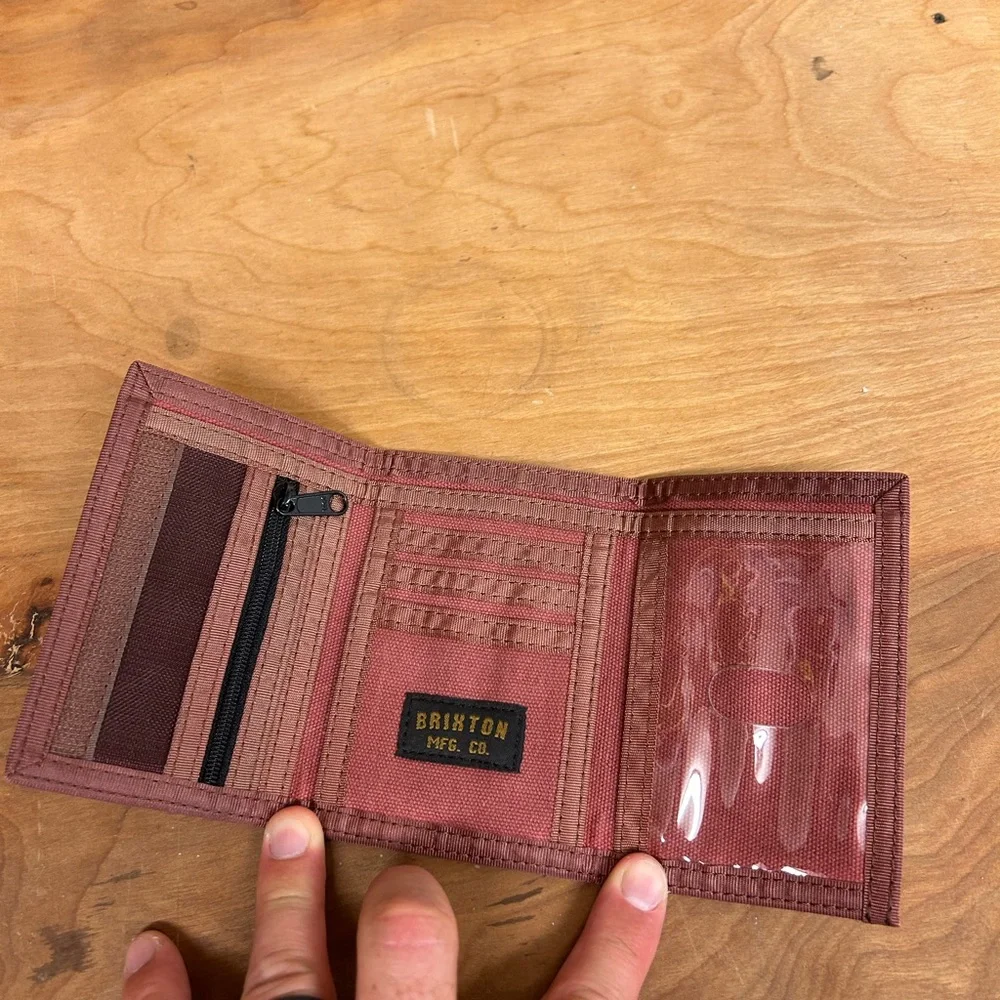 Brixton Wallet